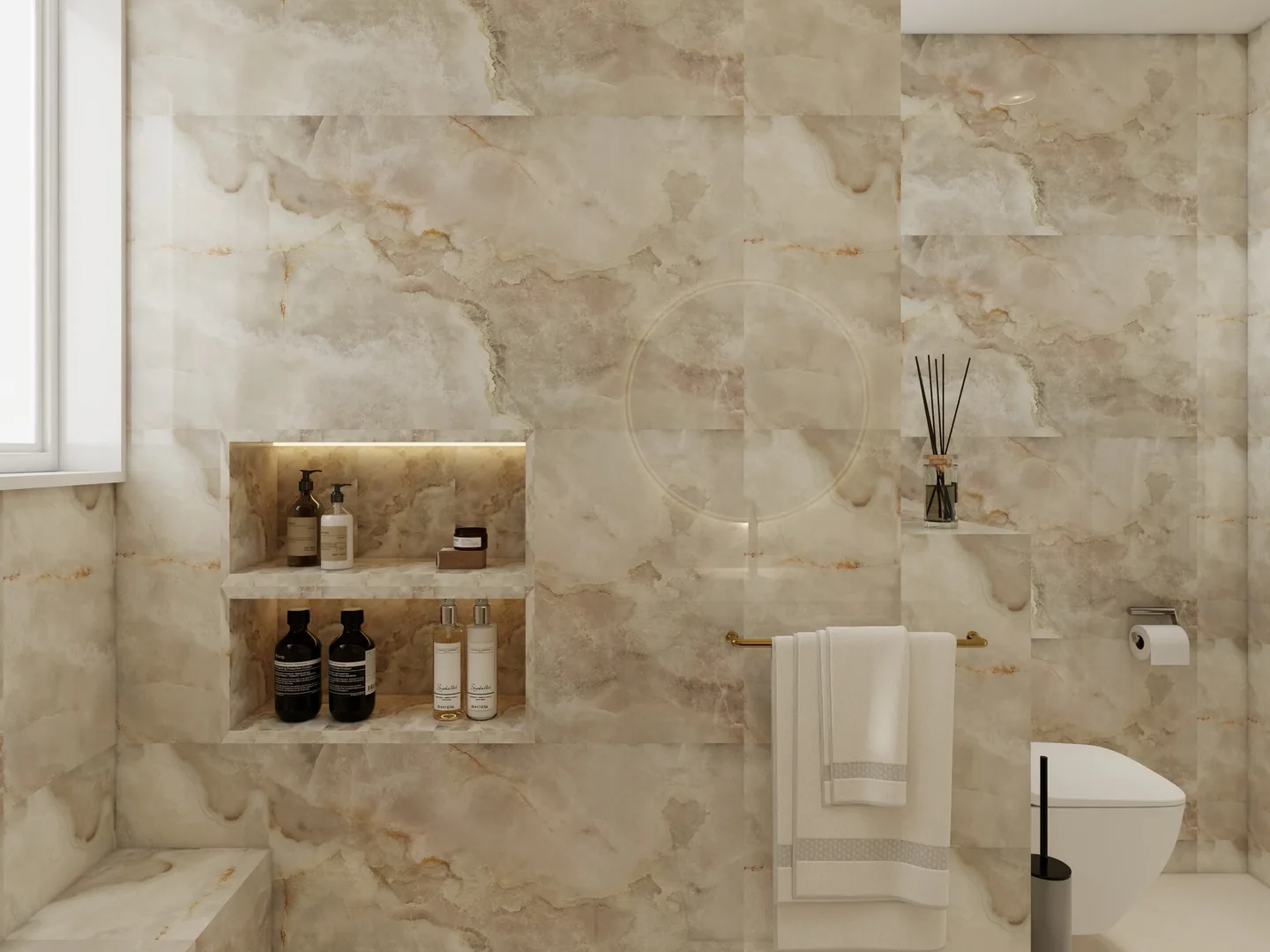 Rendu 3D d’une salle de bains en onyx : niche éclairée, serviettes blanches, WC suspendu.