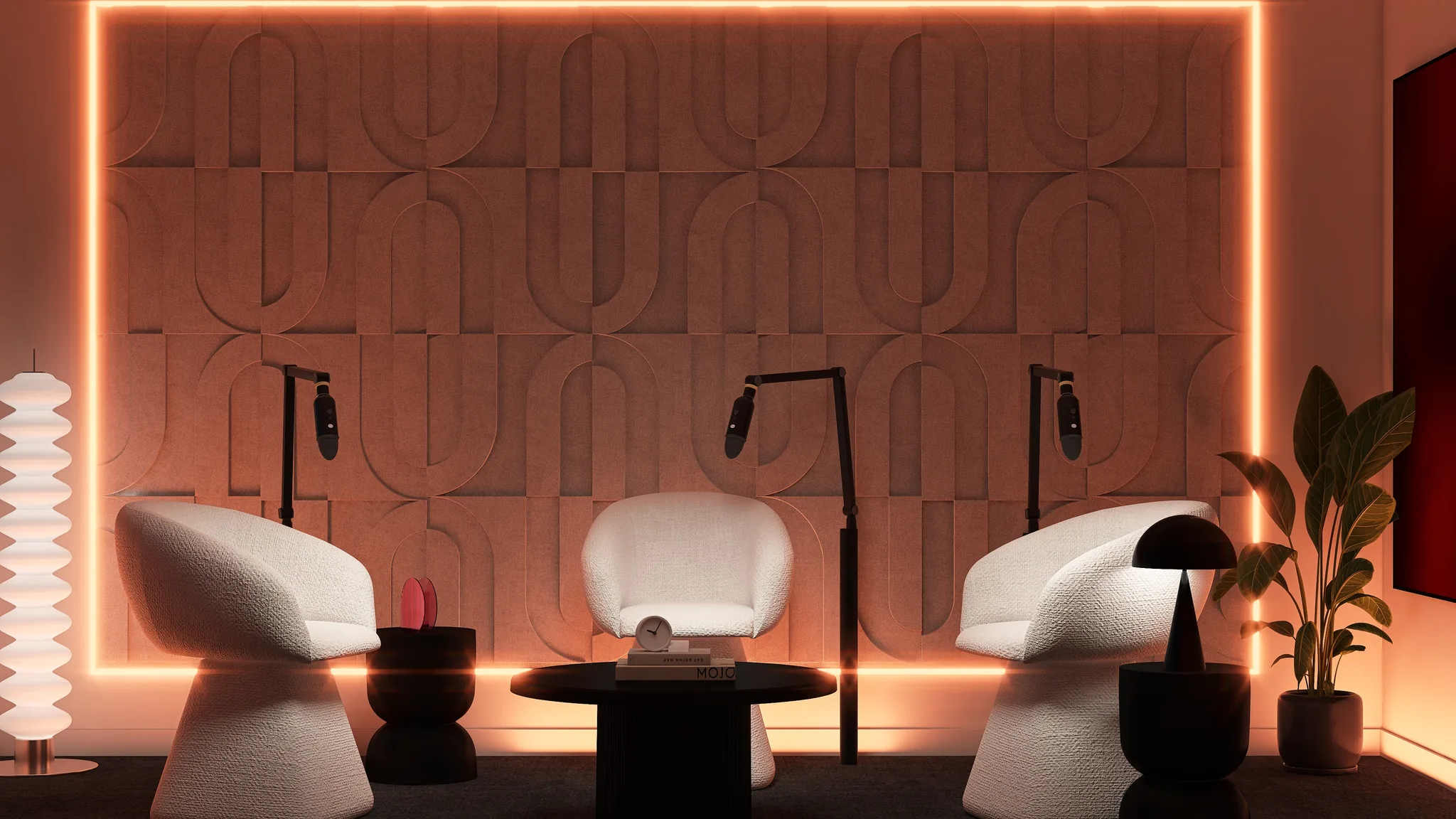Rendu 3D d’un studio de podcast : trois fauteuils bouclés blancs, micros sur bras articulés, mur en relief rosé cerné de lumière, lampe colonne.